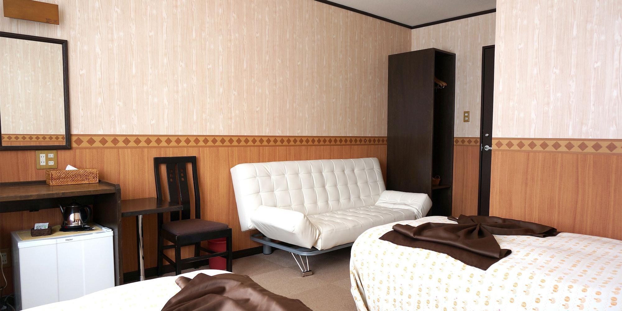 Petit Hotel Blaneneige Nakafurano Buitenkant foto