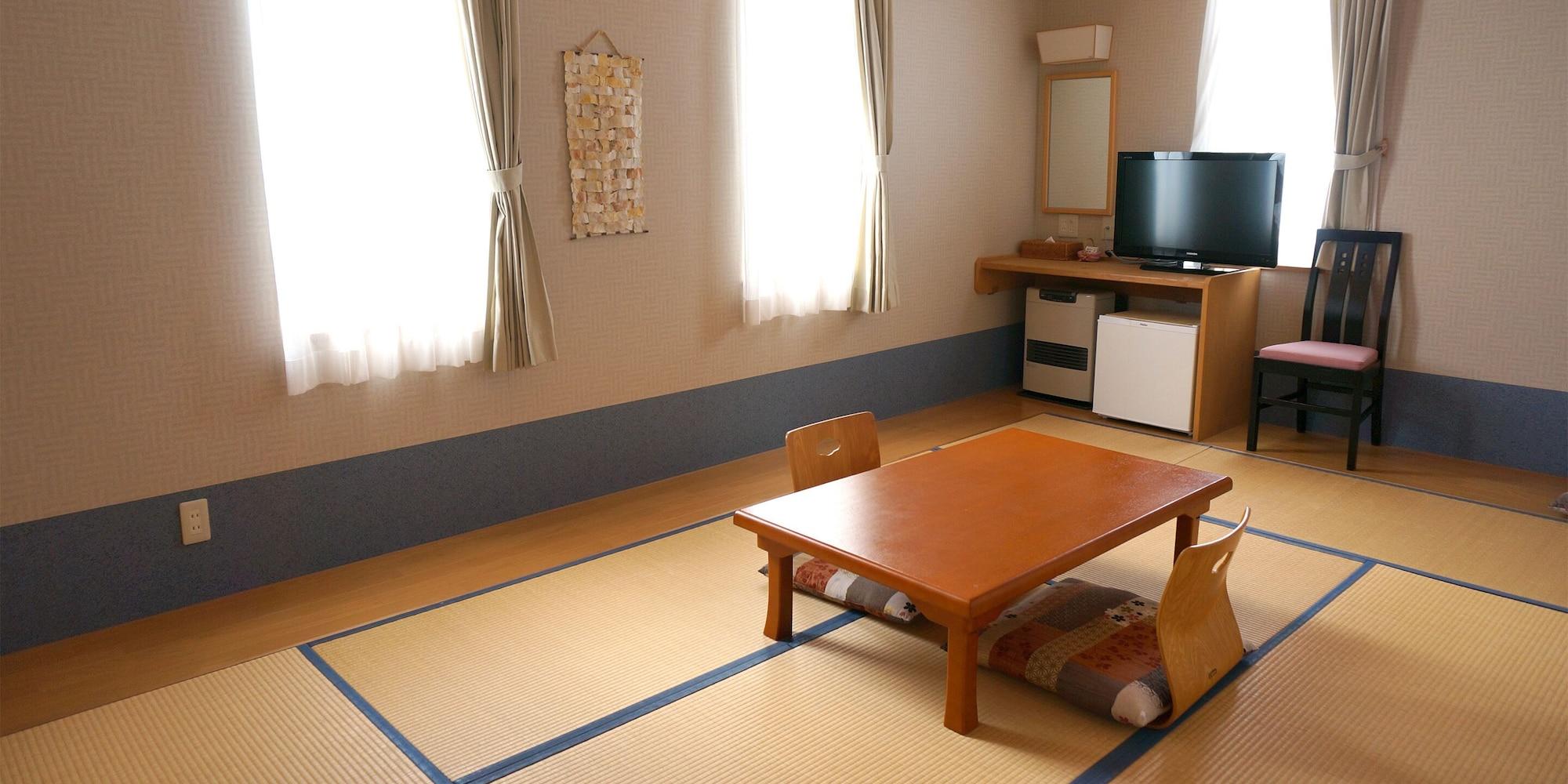Petit Hotel Blaneneige Nakafurano Buitenkant foto
